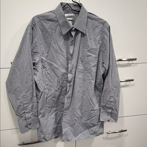 Van Heusen Men's Gray Striped Dress Shirt